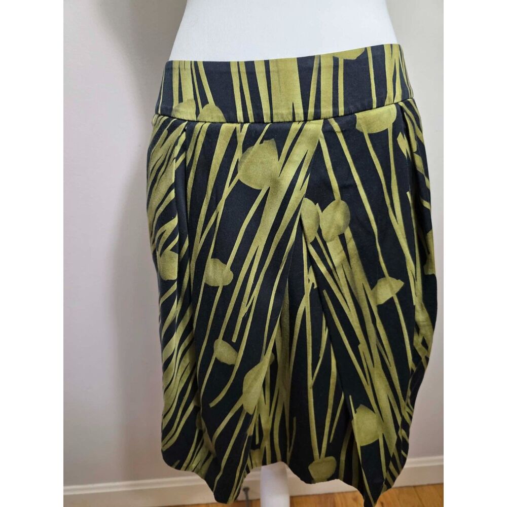 Kenneth Cole Reaction Skirt  Abstract Pleated Cotton
